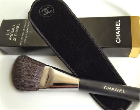 chanel 2 angled brush|CHANEL.